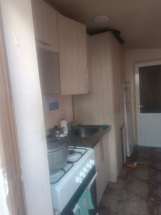 Продам дом в общем дворе