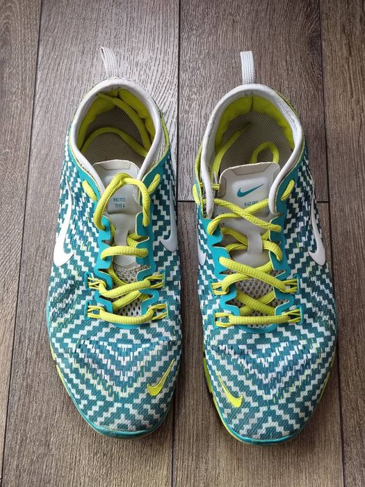 Маратонки Nike EU39 размер