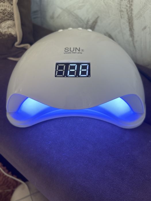 Продаю лампу для маникюра
