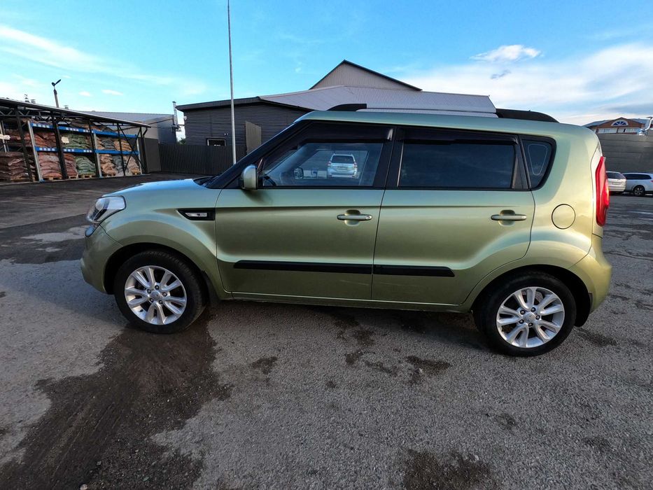 Автомобиль KIA SOUL