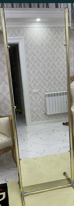 зеркало для магазина для дома