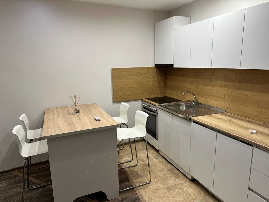 Дава се под наем Двустаен апартамент в Ямбол, Аврен - 60 кв.м за 306 € - Снимка #4