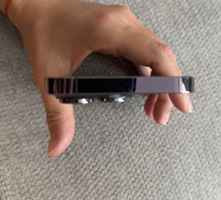 Iphone 14 pro deep purple