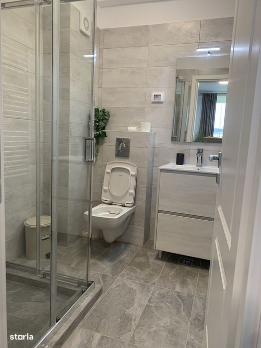 Ovidiu Lac-Apart 2 cam et 4/7 pret 100.000 euro + TVA
