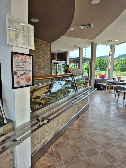 Дава се под наем Заведение в с. Пиперево, Област Кюстендил - 200 кв.м за 1020 € - Снимка #7