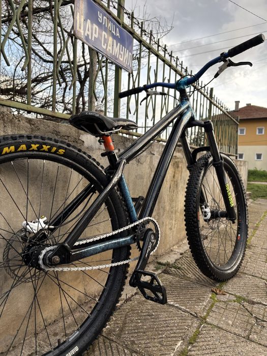 Octane one zircus custom