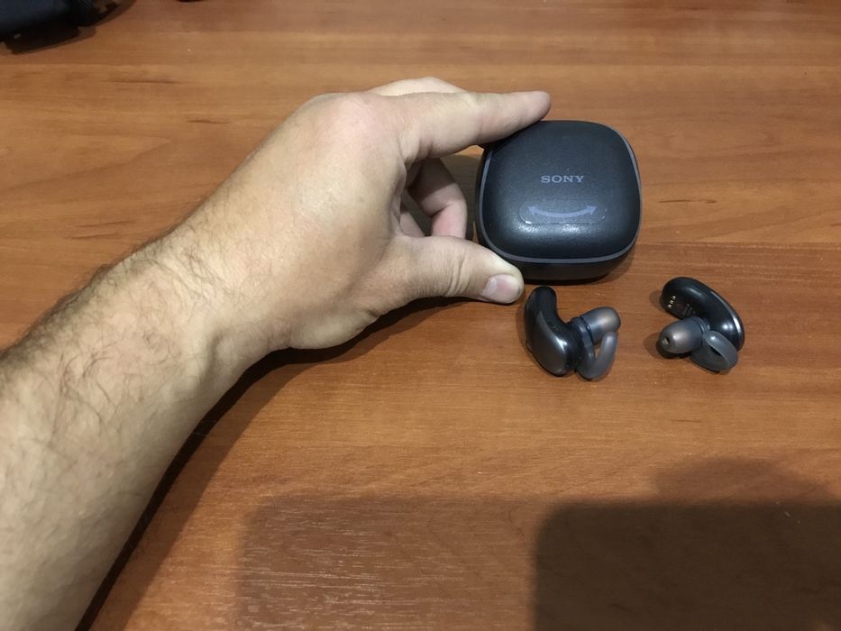 Наушники Sony