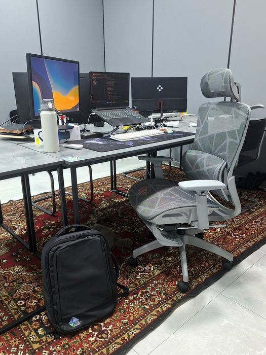 офисное,игровое кресло с газлифтом 4-го поколения,ofis uchun kreslo