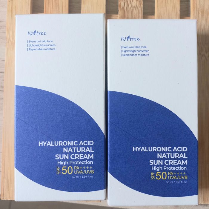 Crema protectie solara Isntree SPF 50 cu acid hialuronic noi  sigilate