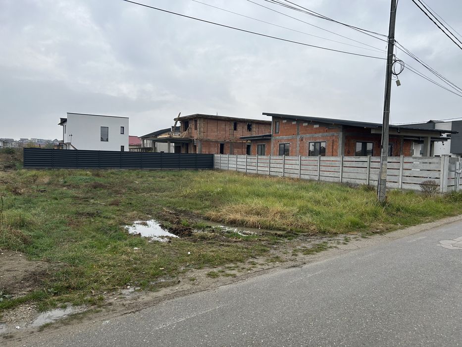 Vând teren platou Prundu/târg săptămânal