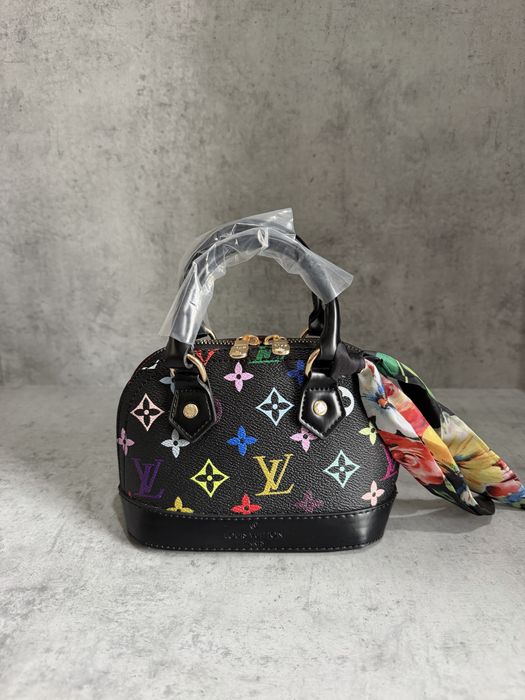 Мини чантички Louis Vuitton