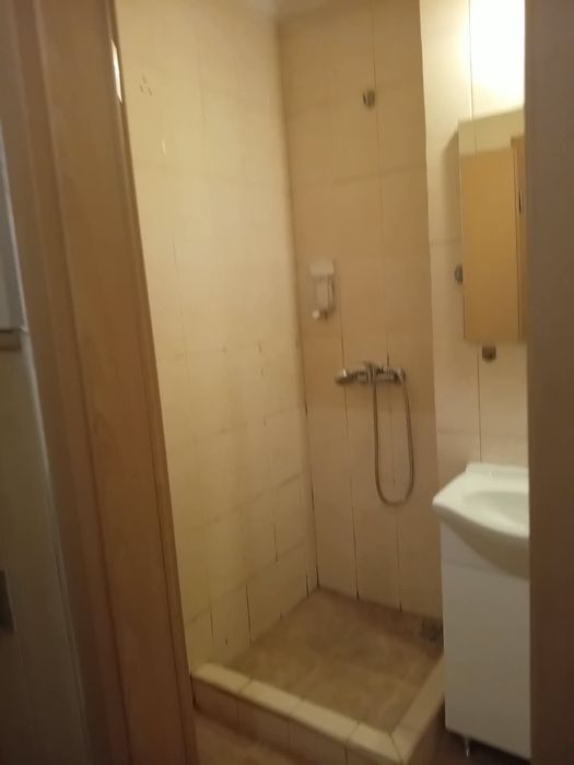 Garsoniera de inchiriat zona Rahova