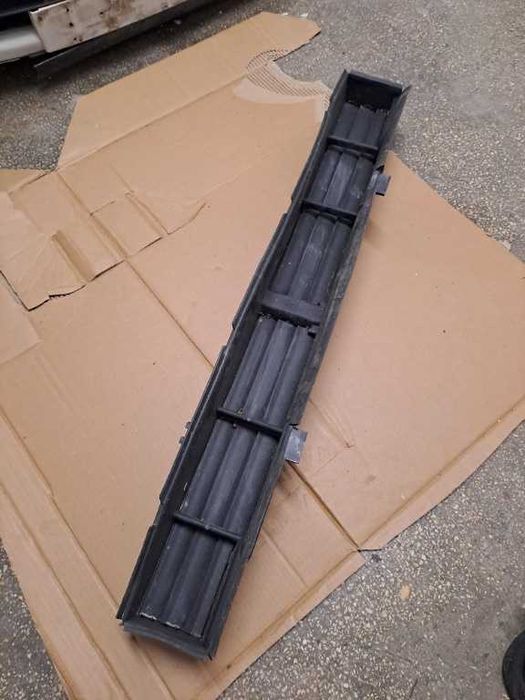 Grila activa inferioara hota clapete Bmw seria 5 G60