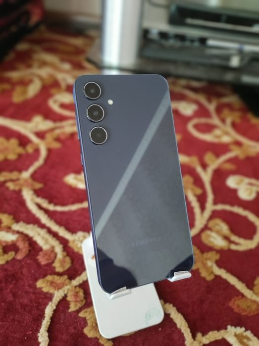 Samsung A55 5G 8/128 sotiladi