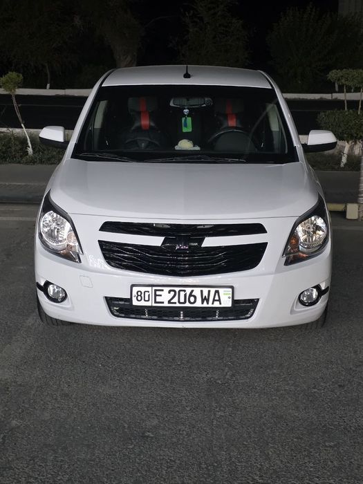 Kobalt avtomashinasi sotiladi