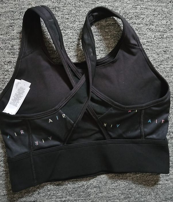 Haine de sport femei.