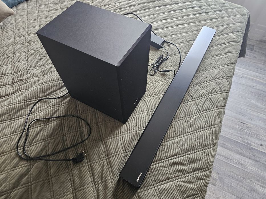 Soundbar Samsung HW-R530/EN, 2.1, 290W Wireless Dolby Черен