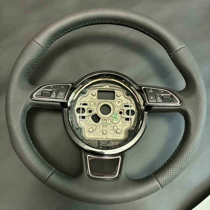 Volan Piele retapitat Audi A6 4G C7 / A7 / A8 4H