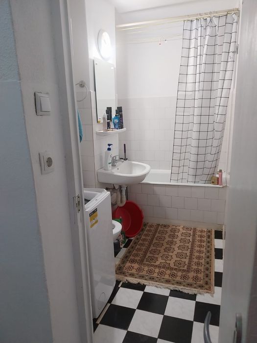 Apartament de închiriat