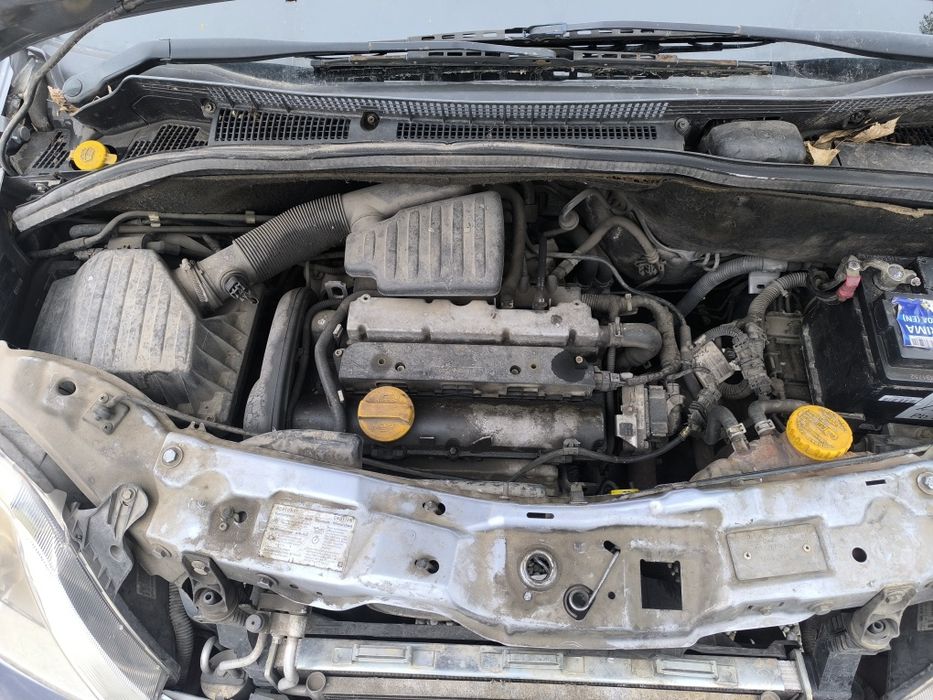 Opel Meriva 1.6 101к.с. НА ЧАСТИ
