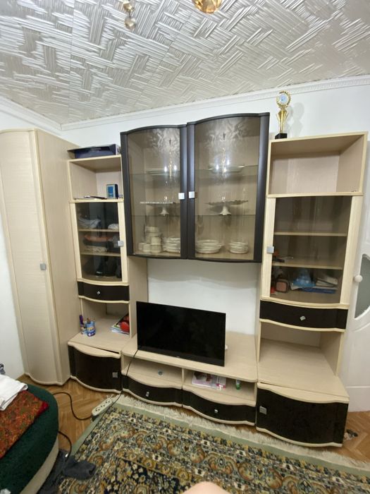отдам даром шкаф