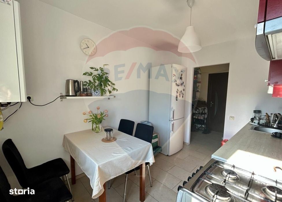 Inchiriez apartament 3 camere decomandate | 2 bai | Marasti