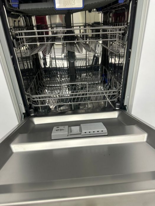 Посудомоечная машина