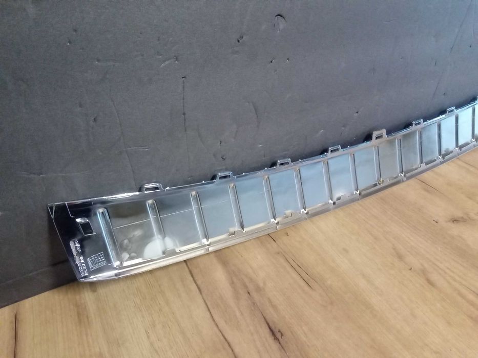 Bandou crom ornament Bara spate VW TOAUREG 2011-2017