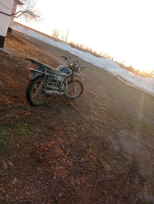 Продам мотоцикл 200 кубов