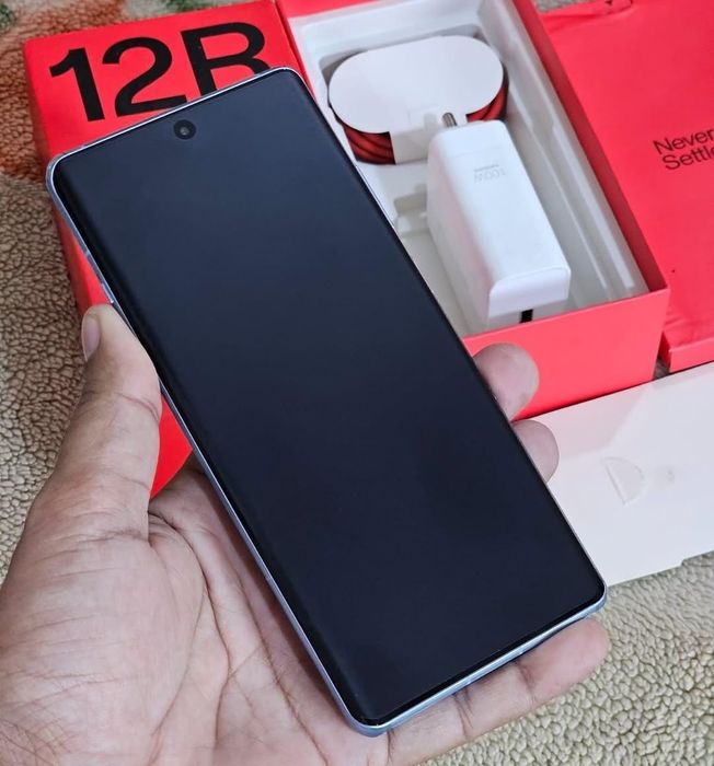 OnePlus 12R 256гб