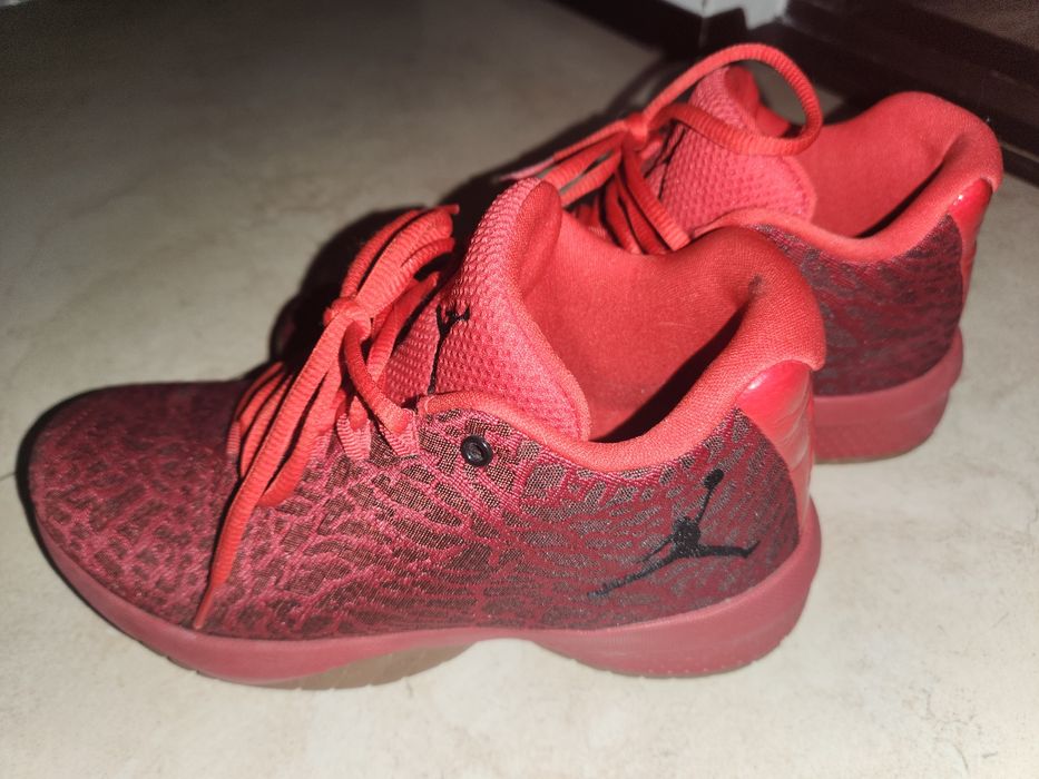 Pantofi sport Jordan B Fly Red mar.38,5