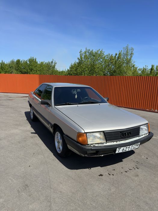 Продам Audi 100 C3