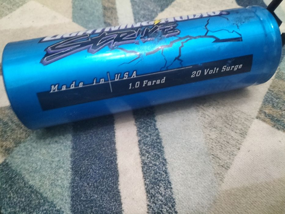 Конденсатор для сабуфера