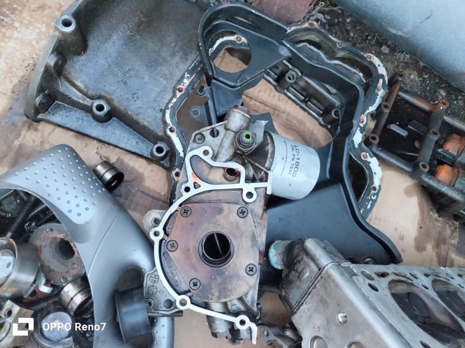 Продам запчасти на двигатель Opel Omega