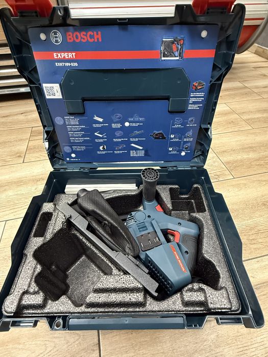 Акумулаторен циркуляр с потапяне BOSCH