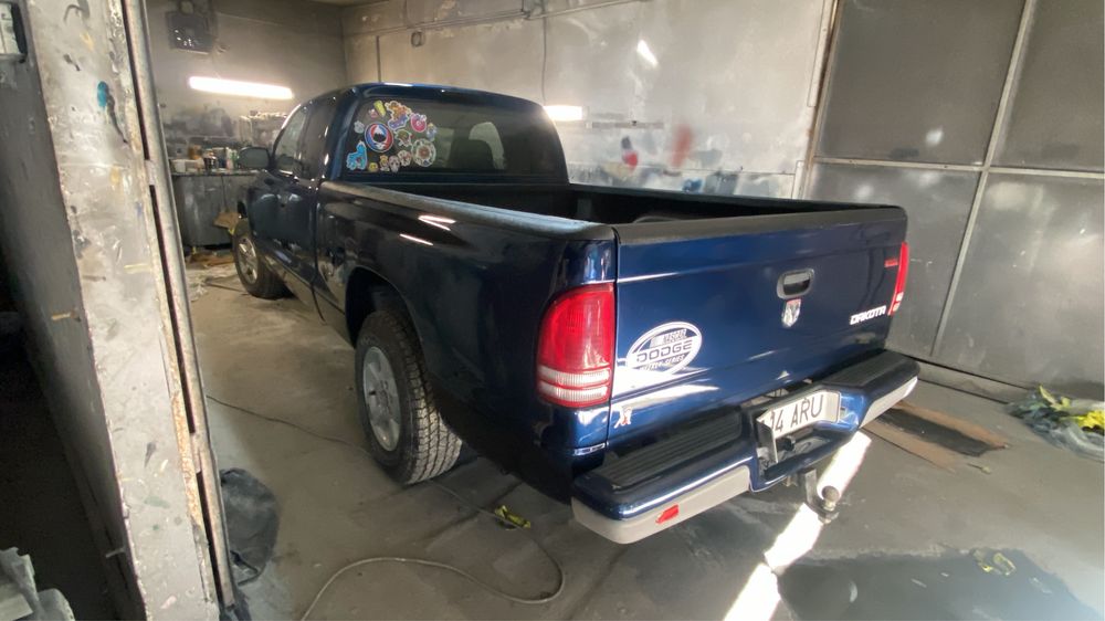 Dodge Dakota SLT 3.9 V6 – 2002 – pick-up american autentic – negociabil (urgent)