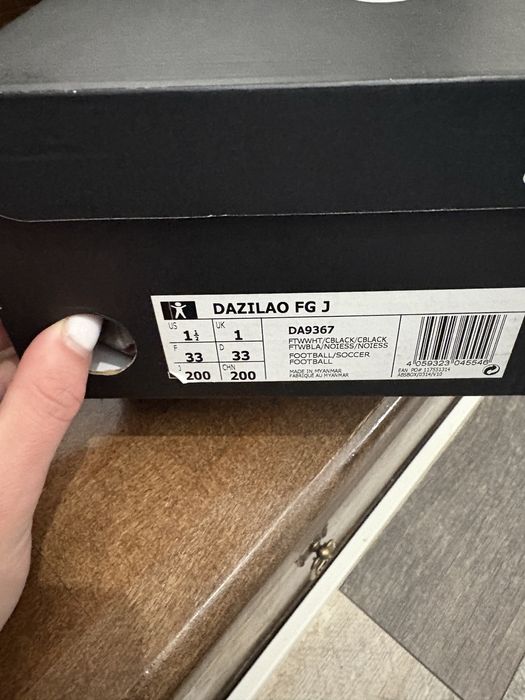 Ghete fotbal /Adidas/Puma/Nike