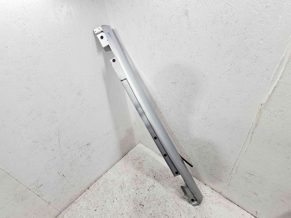 Prag lateral dreapta Mercedes Clasa CLK (C209) [Fabr 2002-2009]