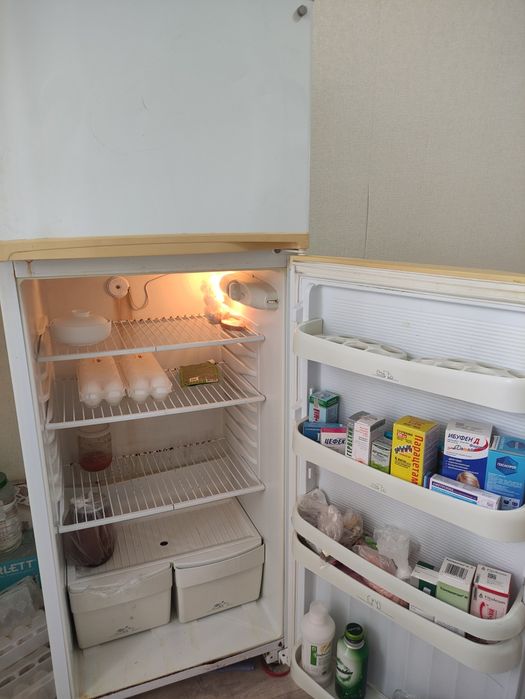 Продам холодильник