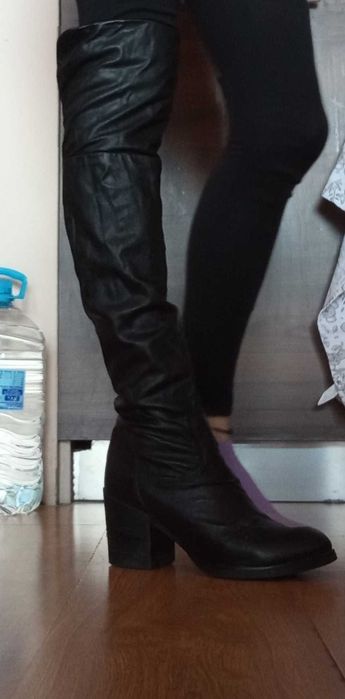 Кожени ботушки с дебел ток