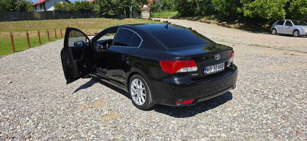 TOYOTA Avensis 2012 — imagine 4