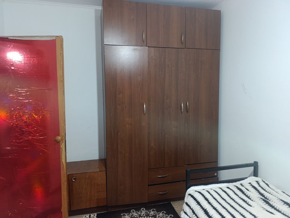 Подселенияға 1 қыз керек