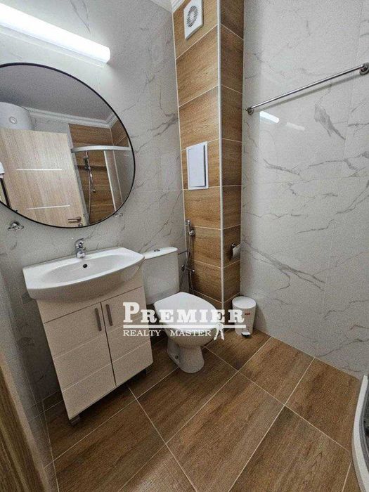 Продава се Тристаен апартамент в к.к. Слънчев бряг - 65 кв.м за 1129 €/кв.м - Снимка #2