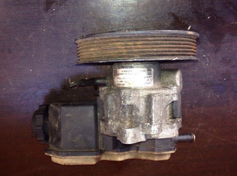 Помпа за хидравлично серво управление за Opel Vectra B 2.0 DTI 90576809