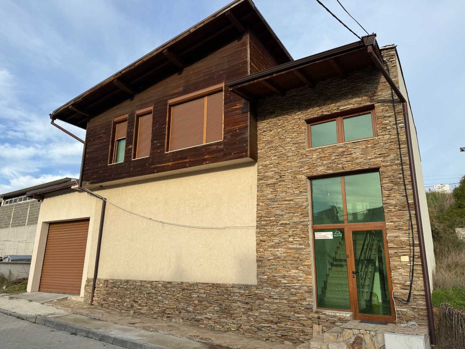 Продава се Многостаен апартамент в Симитли - 359 кв.м за 892 €/кв.м - Снимка #1