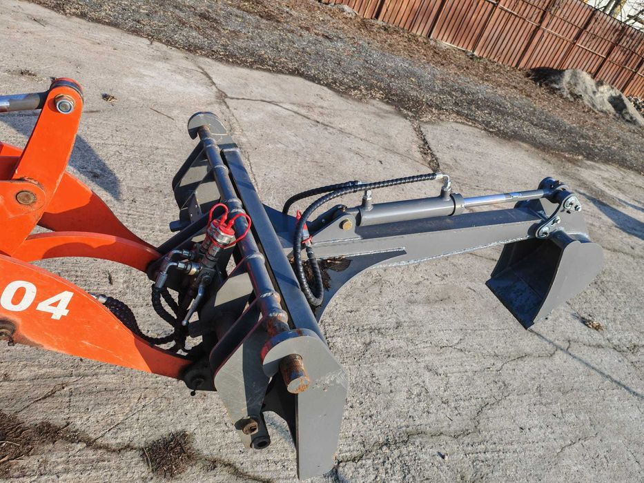 Lukton EREL 04 Buldo incarcator frontal stivuitor