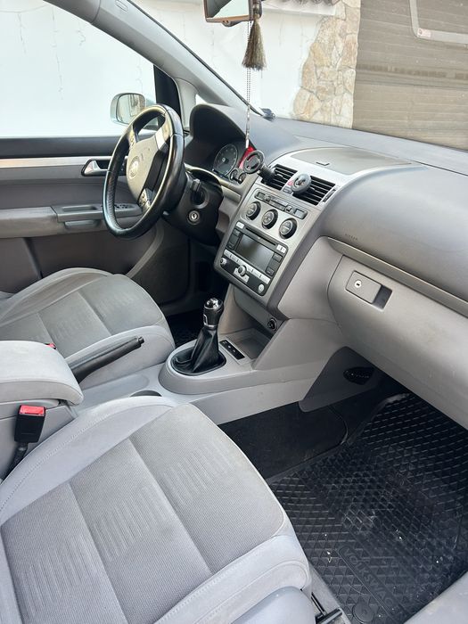VW Touran Фолксваген Туран 2008 фабр. метан