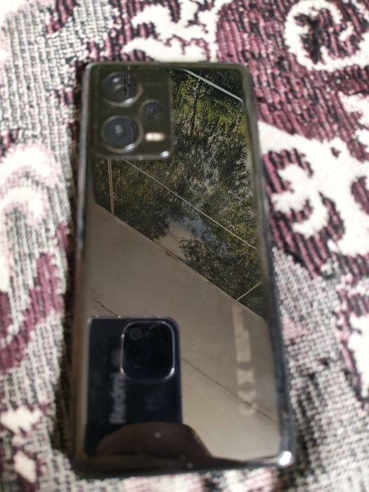 Продам смартфон Xiaomi redmi