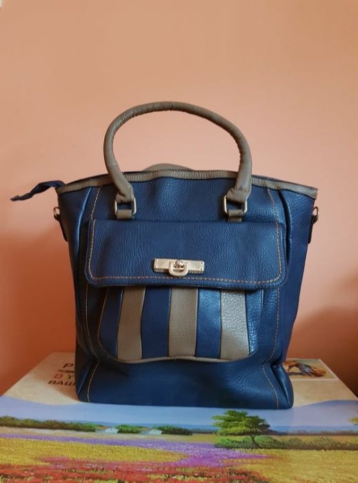 Ежедневна дамска кожена чанта