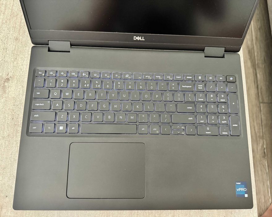 Dell Precision 7670, i7-12850HX, 64GB DDR5 CAMM, Nvidia RTX A5500 16GB